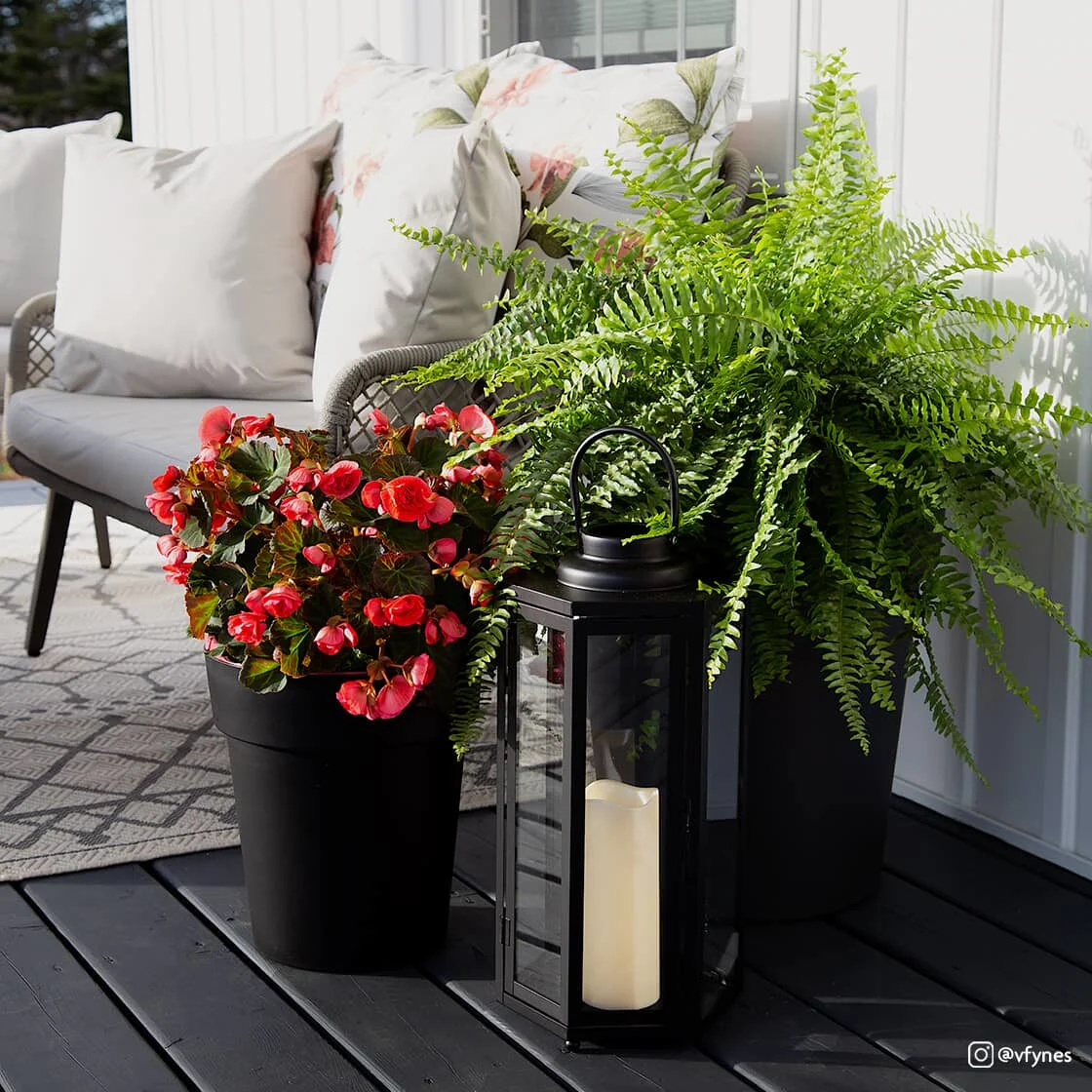 decorating with flowers