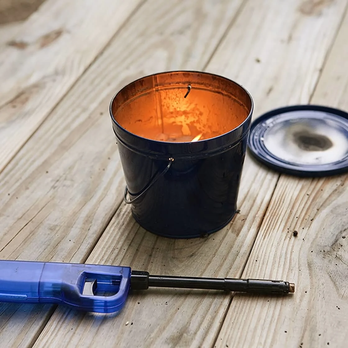 A citronella candle