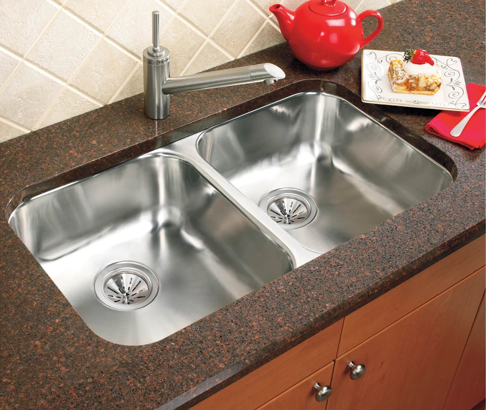 Here's How to Pick the Best Kitchen Sink