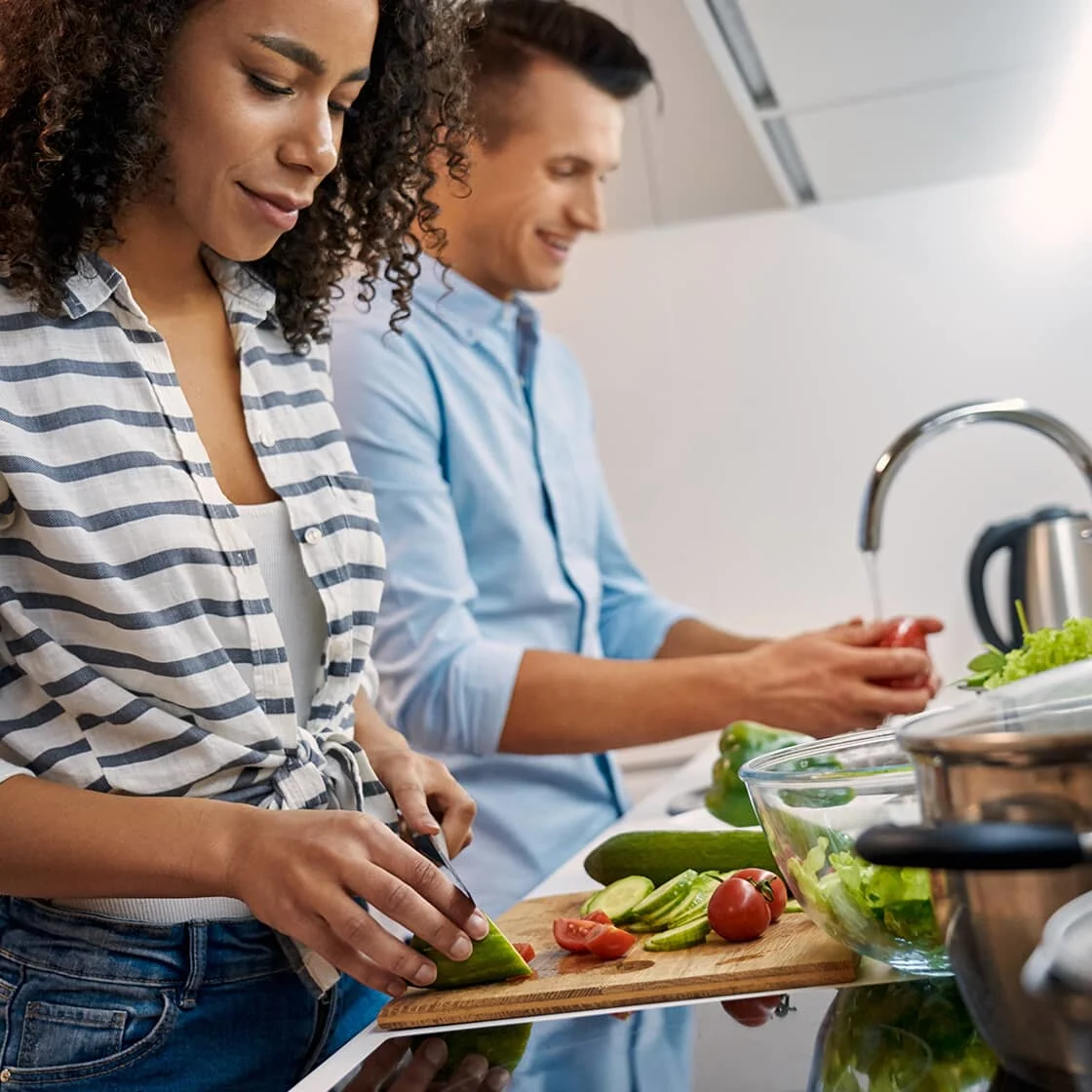 couple cooking