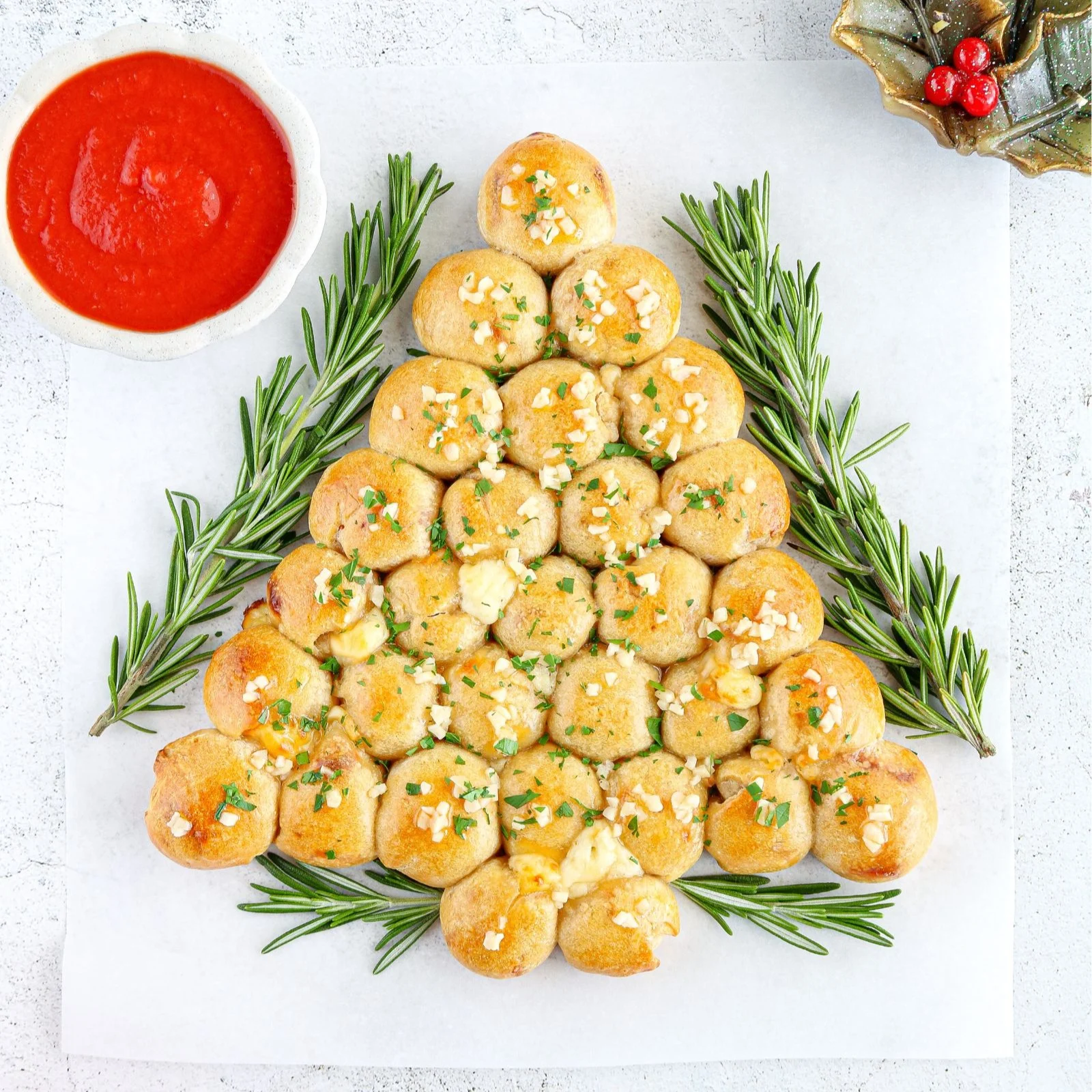 Cheesy Garlic Pull-Apart Christmas Tree Bread Recipe