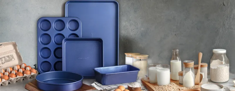SAVE UP TO 60% Select Bakeware & Cookware