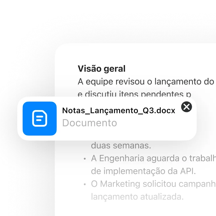Prévia de documento com um cartão de anexo para “Q3 Launch_Notes.docx” sobreposta a uma visão geral do projeto.