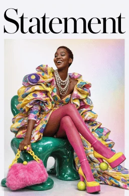 หน้าปกนิตยสารหรูหรามันวาว ที่ถูกสร้างสรรค์ใหม่ในสไตล์แฟชั่นบรรณาธิการระดับพรีเมียม เปลี่ยนภาพที่อัปโหลดให้กลายเป็นปกมินิมอล โดยใช้การออกแบบขาว-ดำที่มีคอนทราสต์สูง และวางข้อความตัวอักษรเซอริฟหนาใหญ่ตรงกลางว่า “Statement”