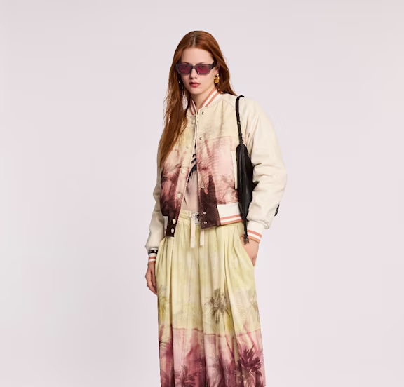 WOMAN SALE