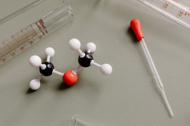 chemical bonds