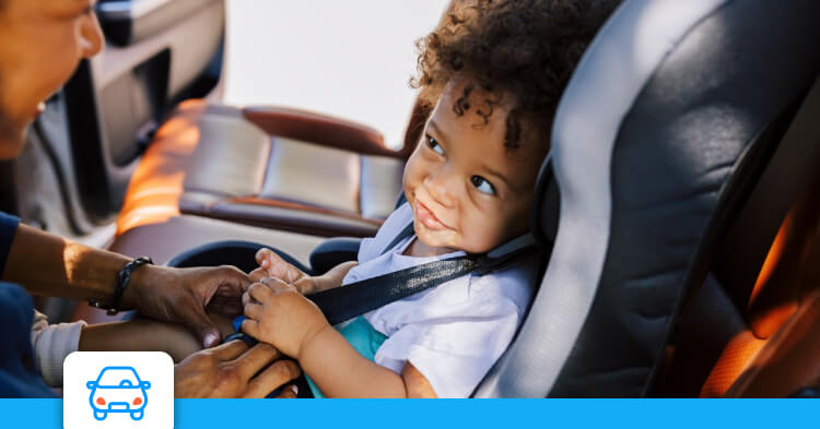 Peut-on installer un enfant devant en voiture ?
