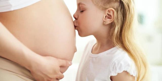 Grossesse : quelle mutuelle pour femme enceinte faut-il choisir ?