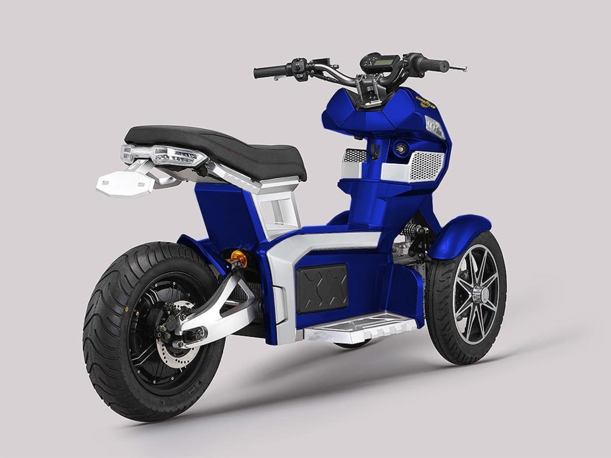 Goodyear Ego 2 : un scooter électrique original à trois roues