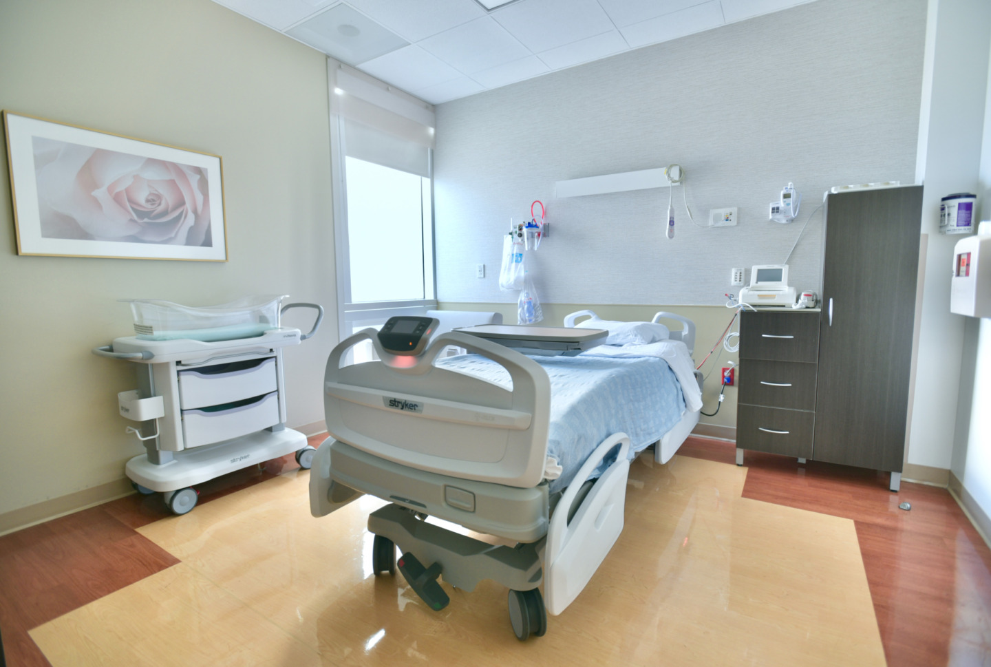Mother Baby and Antepartum rooms at Hoag Hospital Irvine