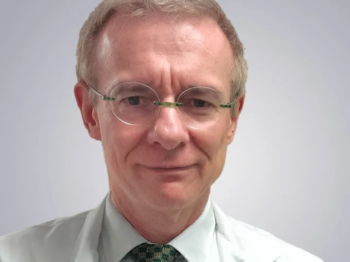 dr-robert-jones