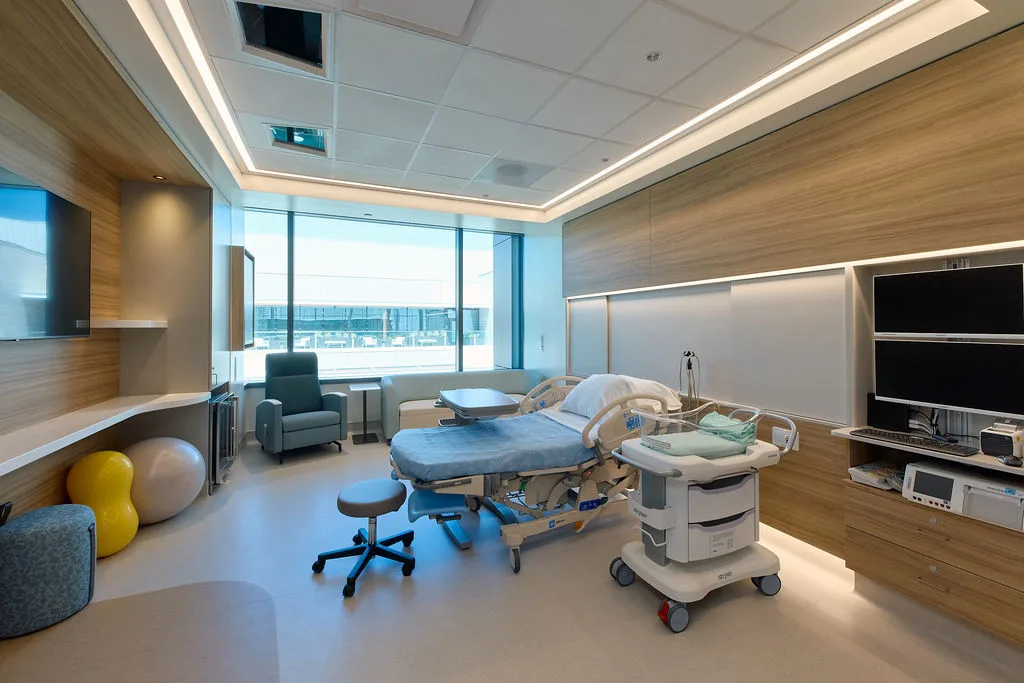 Hoag Irvine Birthing Suites - 1