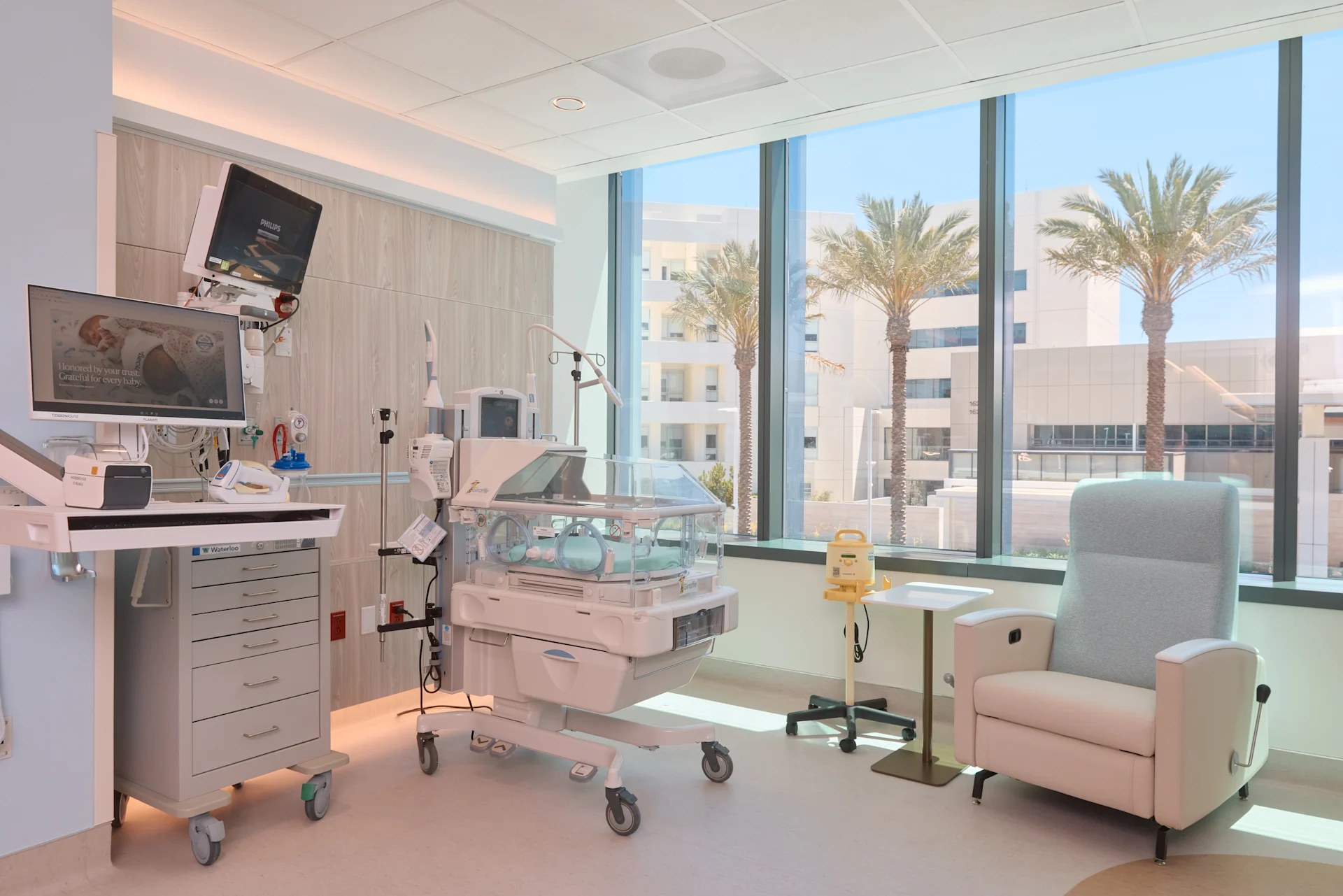 Hoag Irvine Birthing Suites - 6