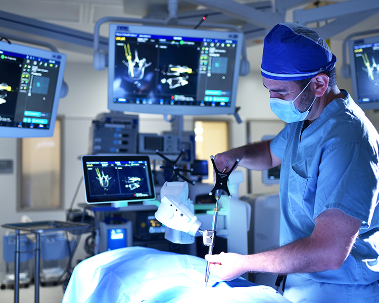 newest robotic navigation platform for spine surgery arrives