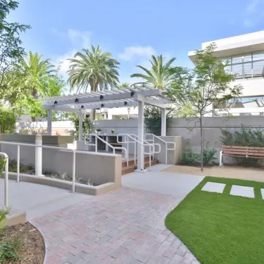Acute Rehabilitation Center Garden