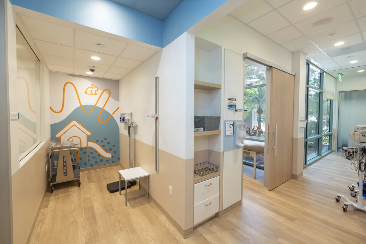 This Hoag Medical Group location offers pediatrics care for children of all ages from 0-18.