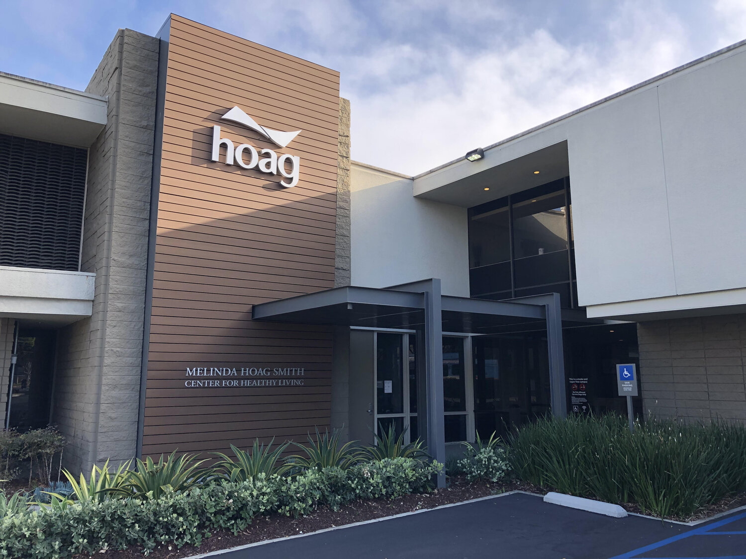 Visit Hoag's Young Adults Mental Health Program in Irvine to see for yourself the mental health treatment we have to offer. Contact us here.