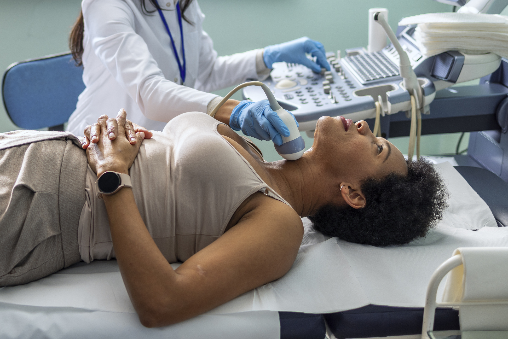 Ultrasound for throat