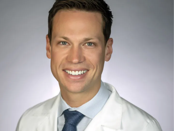 Dr. Dobrowolsky