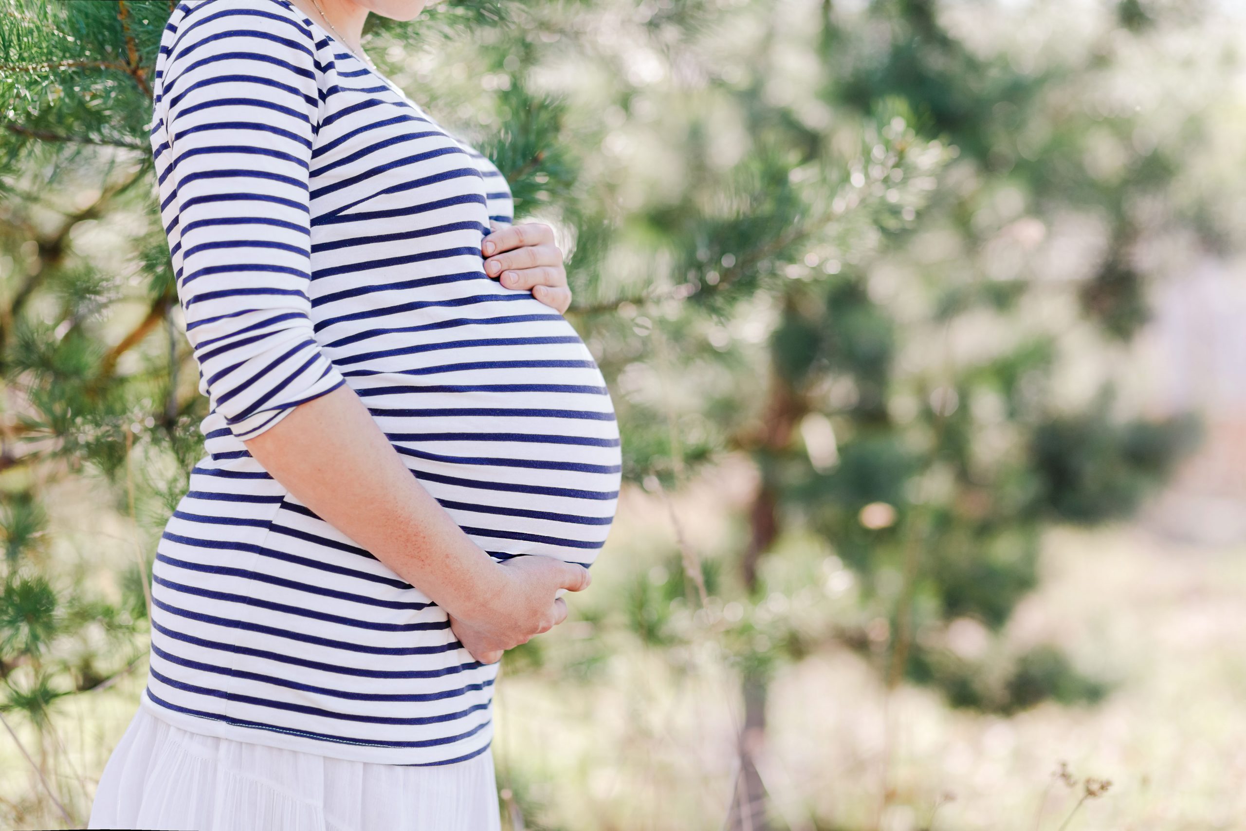 pregnant-woman-belly-profile
