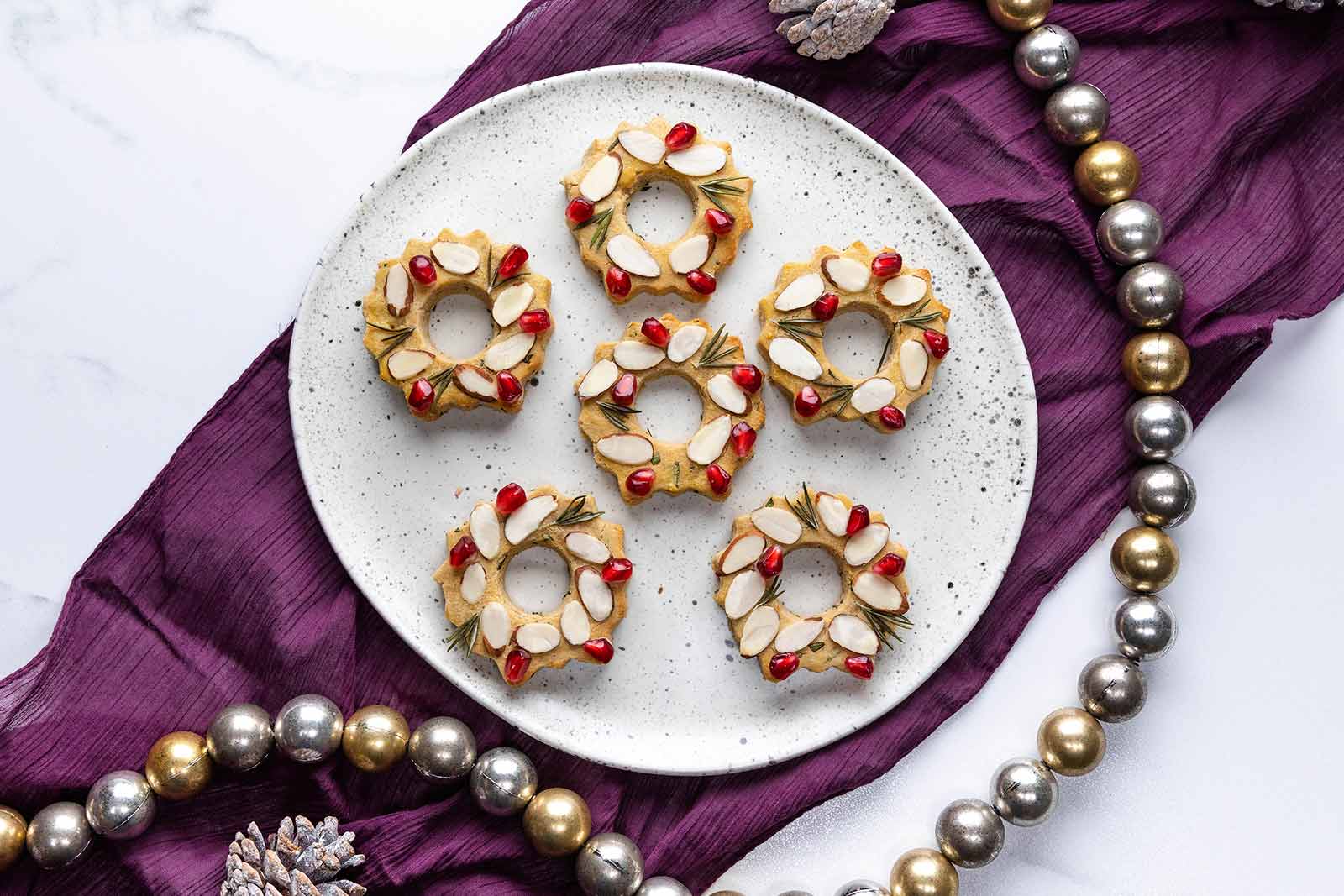 Rosemary Holiday Wreath Cookies