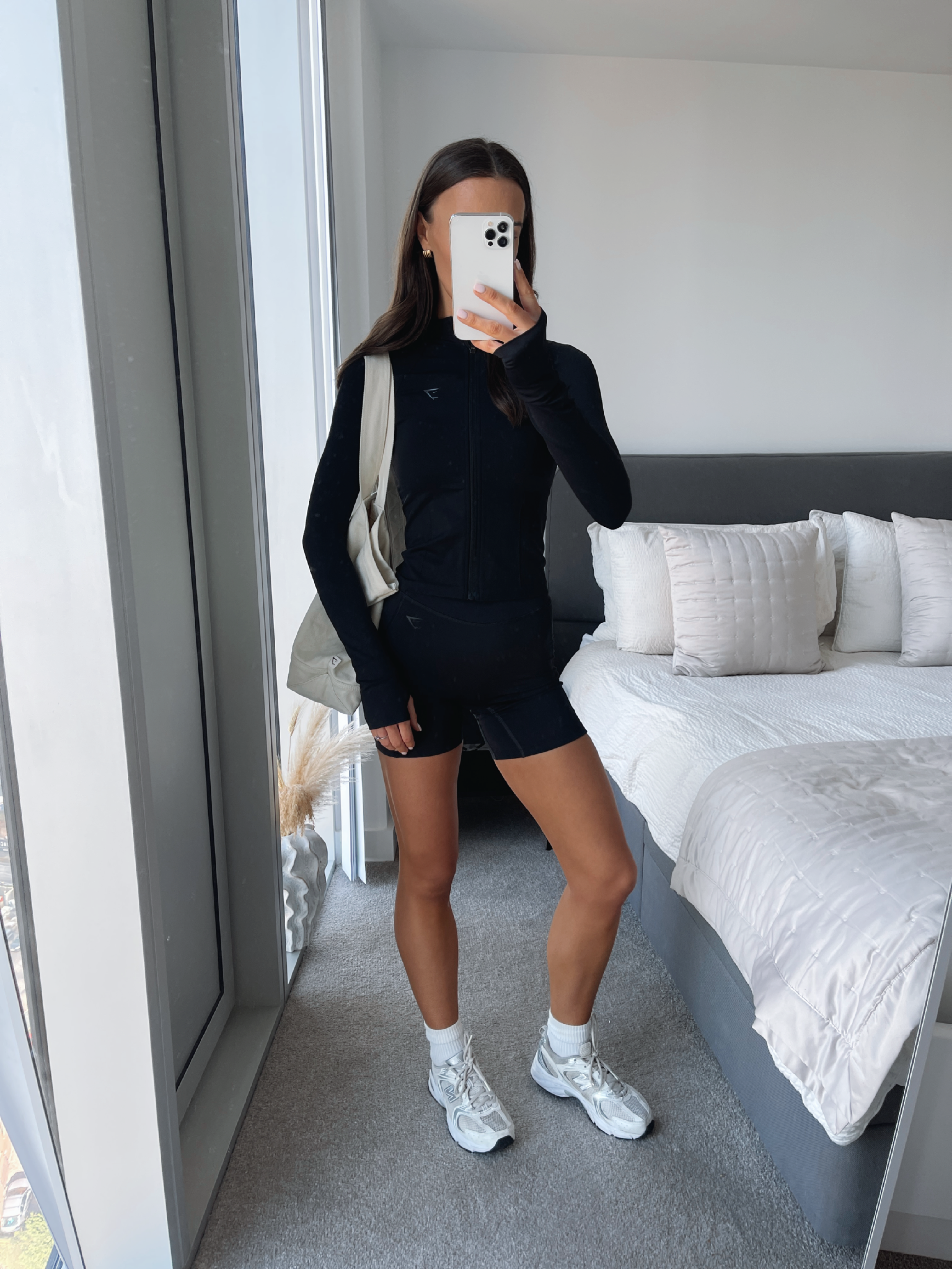 Grey Biker Baddie Biker Shorts Outfit With Sneakers 15 Ways To