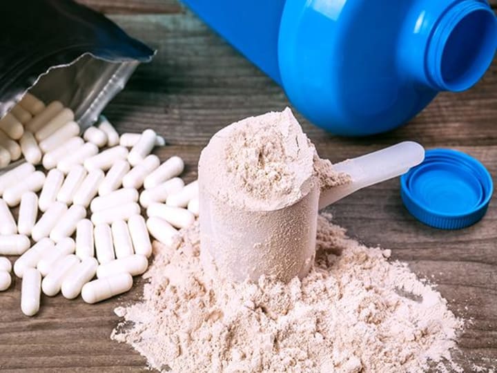 The Battle of The Supplements: BCAAs Vs Creatine