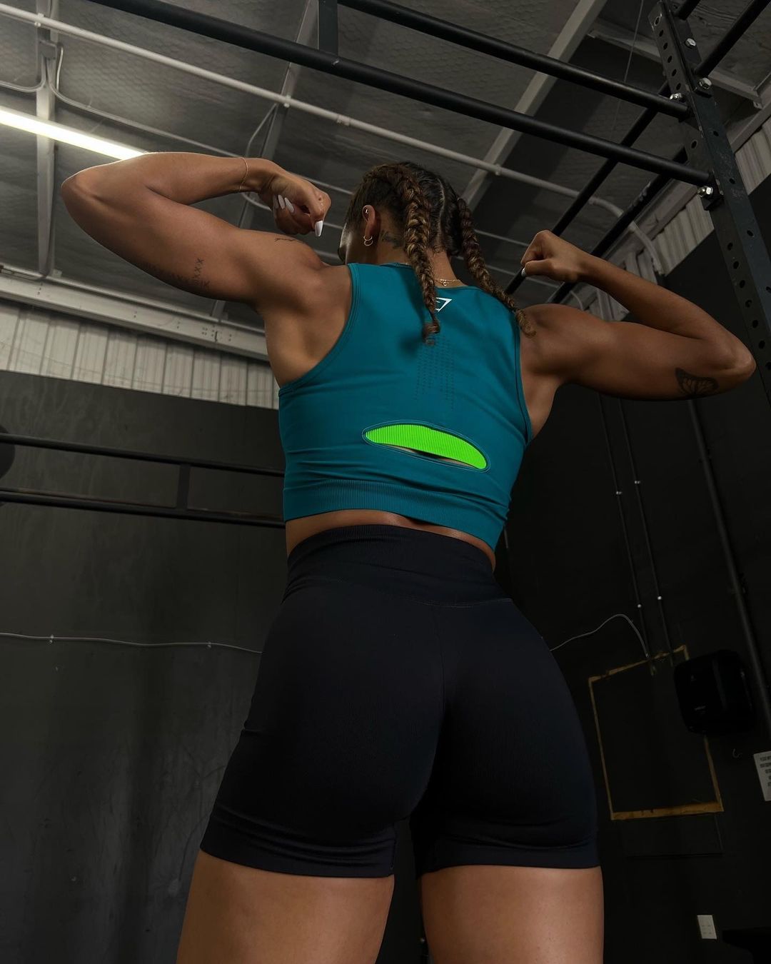  Womens Backless Sports Bra Open Back Workout Top