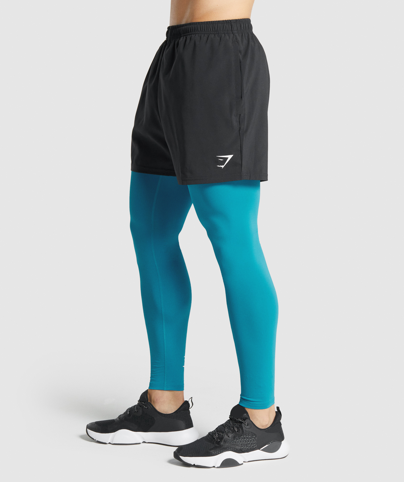 Should I Wear Shorts Over My Compression Tights?