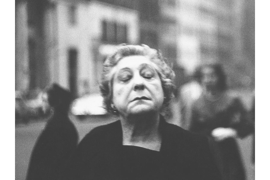 diane-arbus-6x9