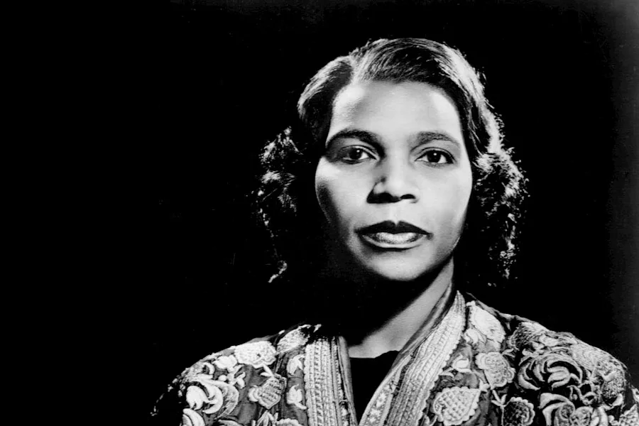 Open Ears: Get to Know the Incredible Story of Marian Anderson ...
