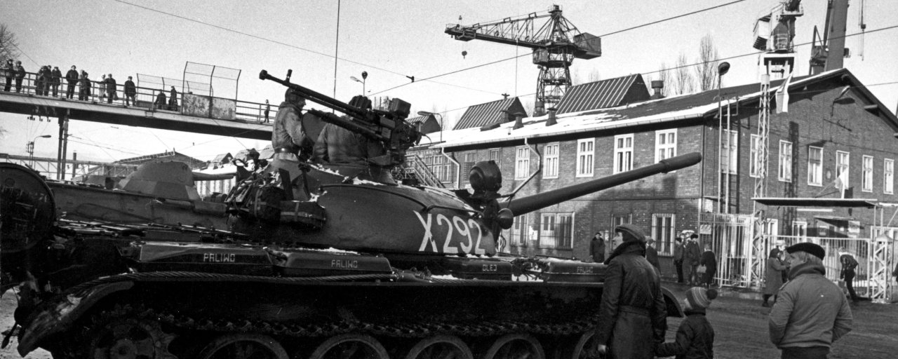 Гданьск во время военного положения. Декабрь, 1981. Фото: Лешек Пекальский / Forum