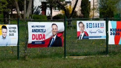 Избирательные плакаты. Источник: Agencja Wschod / Forum