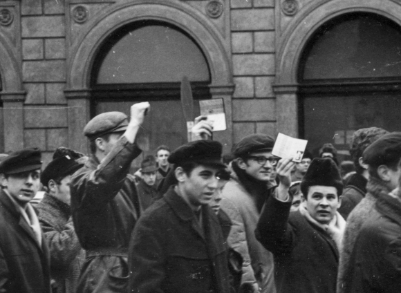 Митинг в Варшаве, 1968. Источник: Институт национальной памяти Польши / Forum