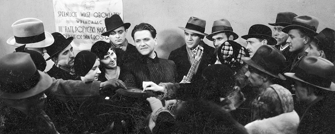 Эугениуш Бодо в фильме «Певец Варшавы» (Pieśniarz Warszawy), 1934. Источник: Национальный цифровой архив Польши