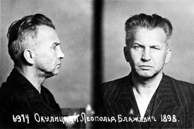 Генерал Леопольд Окулицкий после ареста сотрудниками НКВД. Источник: wikipedia.org