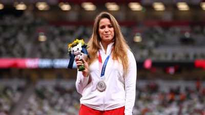 Мария Андрейчик с серебряной медалью на Олимпиаде в Токио. Фото: Эндрю Боерс / Reuters / Forum