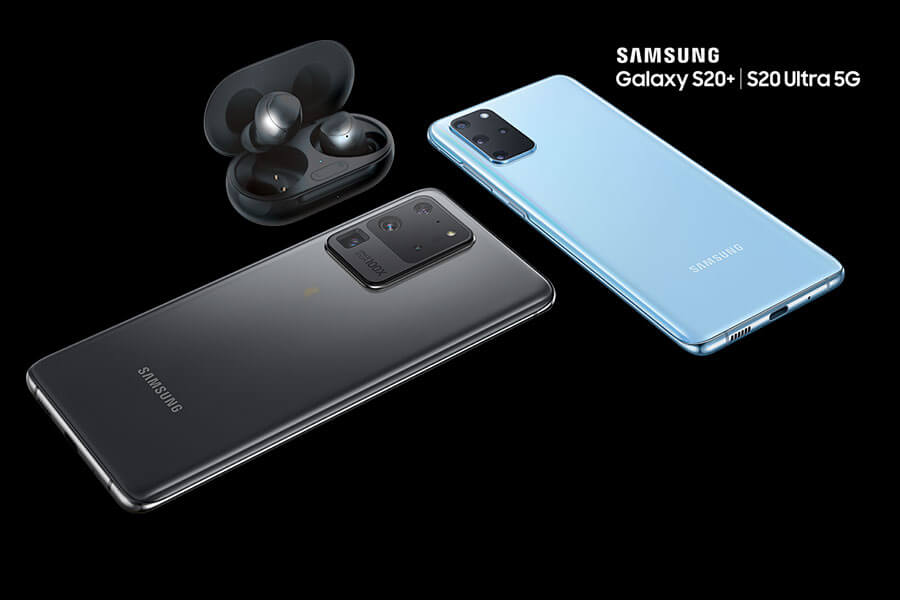 The Samsung Galaxy S20 5G phone and Galaxy Buds+.
