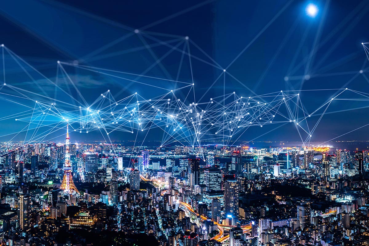 Tech-Enabled Metropolises: The Role of Data Streaming in Smart Cities