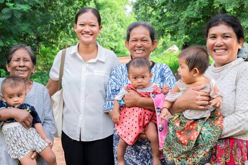 Phanna: dalla povertà alla cura dei bambini in Cambogia 
