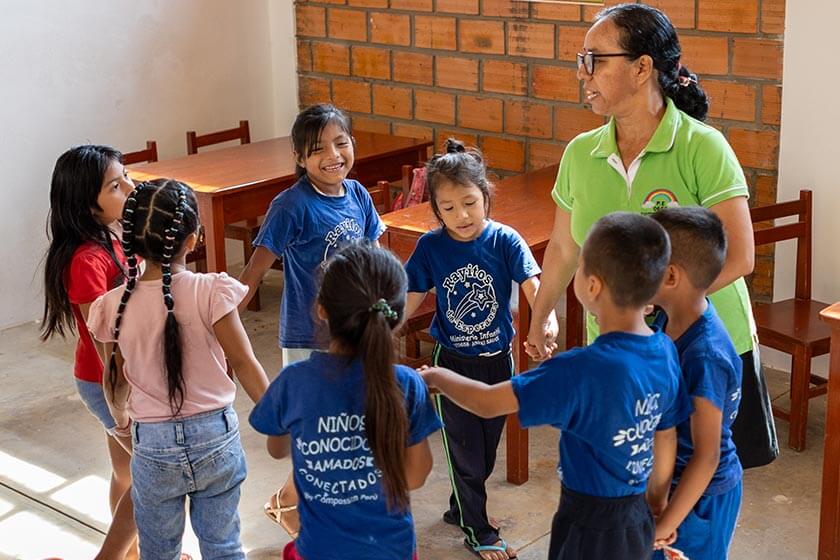 Perù: nasce un nuovo centro per l’infanzia, insieme alla chiesa!