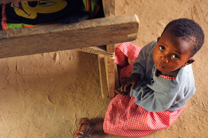 Adozione a distanza: una bambina in Africa