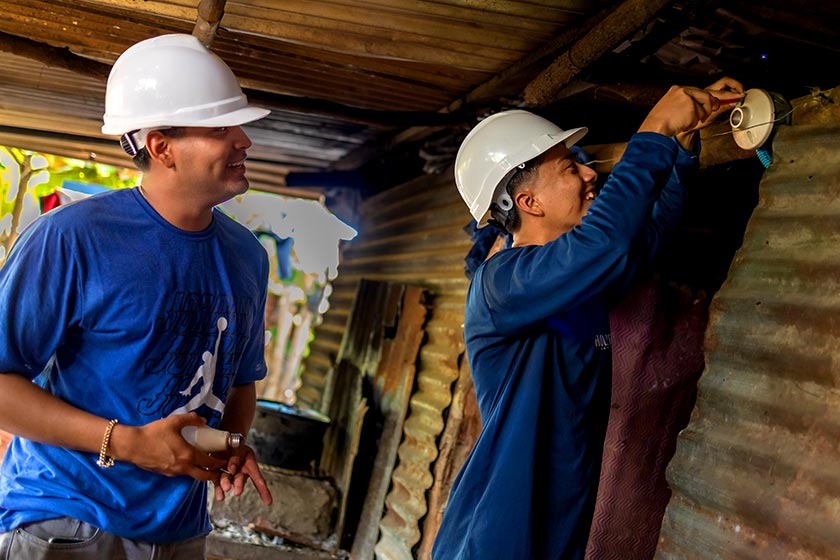 El Salvador: una luce accesa cambia il futuro dei ragazzi