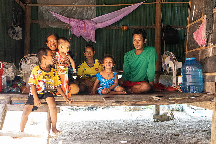 Cambogia: la speranza di Tola per sua figlia