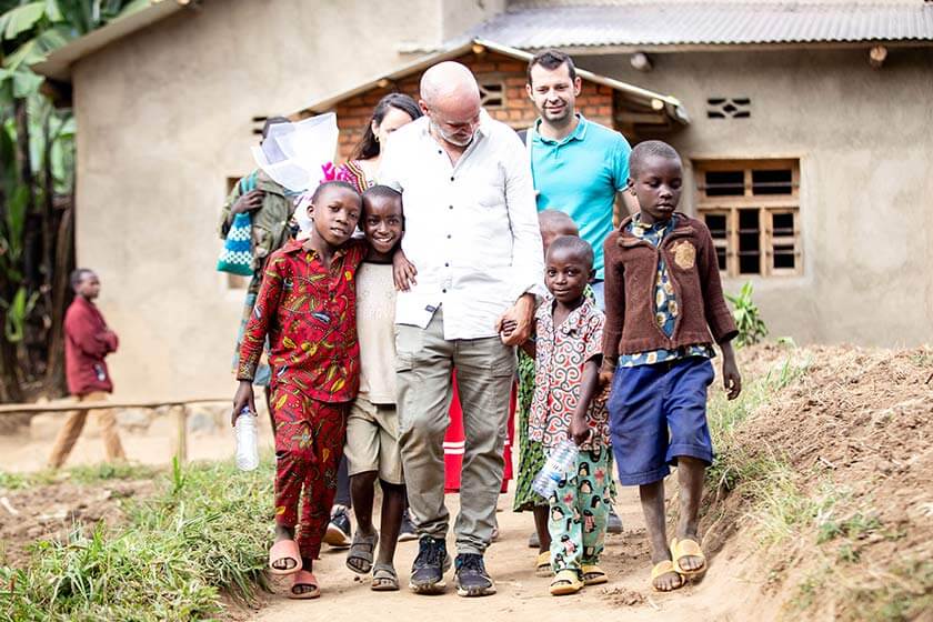 Iglesia Icono: viaje a Ruanda con Compassion