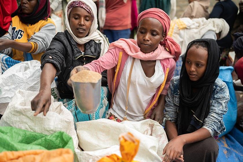 Etiopia: cibo e speranza per una famiglia afflitta
