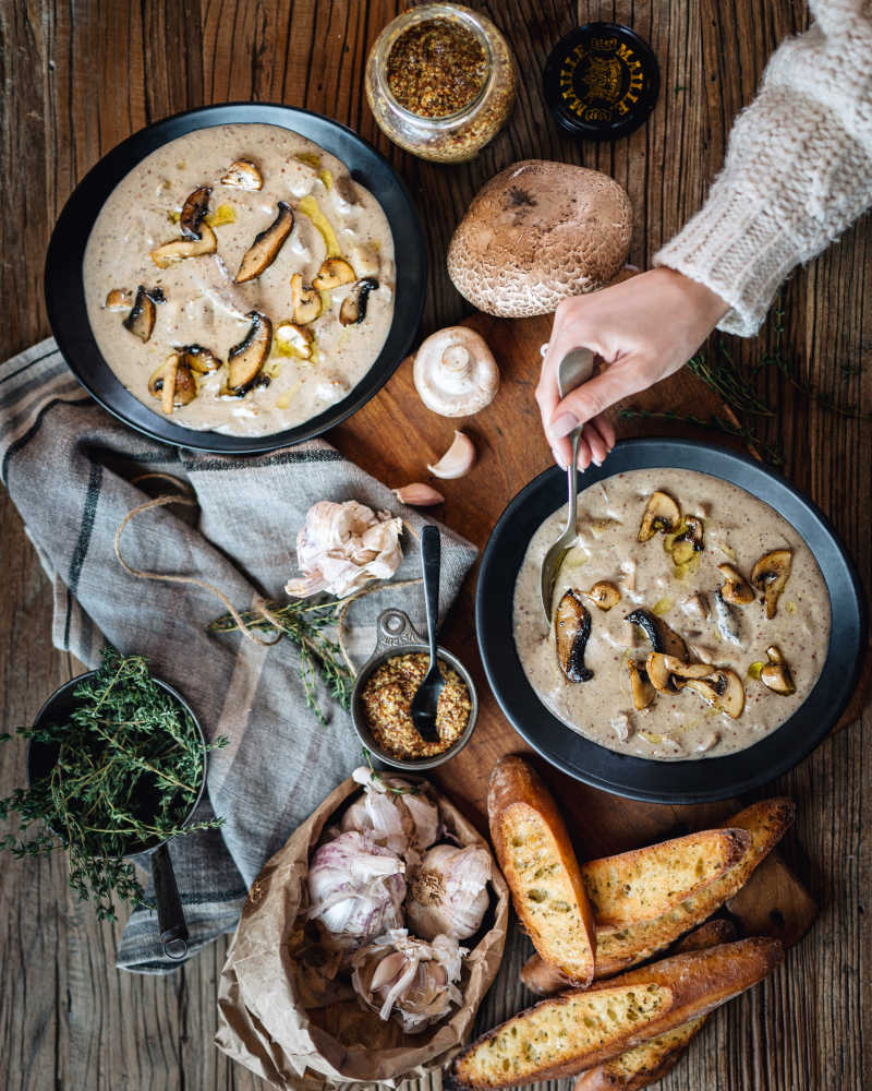 Crême de champignon à la moutarde image