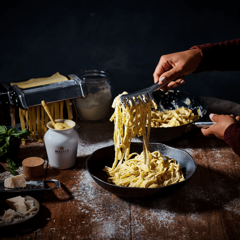 Ce lien va ouvrir une nouvelle fenêtre: Pâtes au Parmesan et aux Moutardes Maille