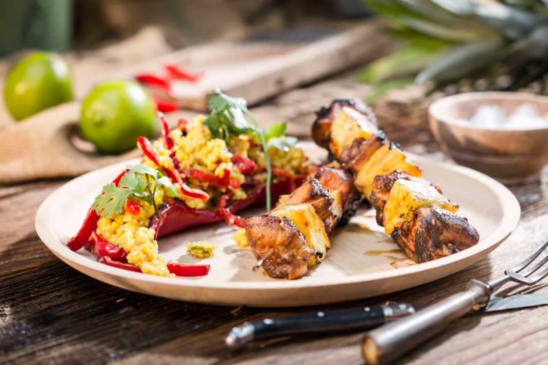 Hähnchen-Ananas-Spieße mit Couscous img