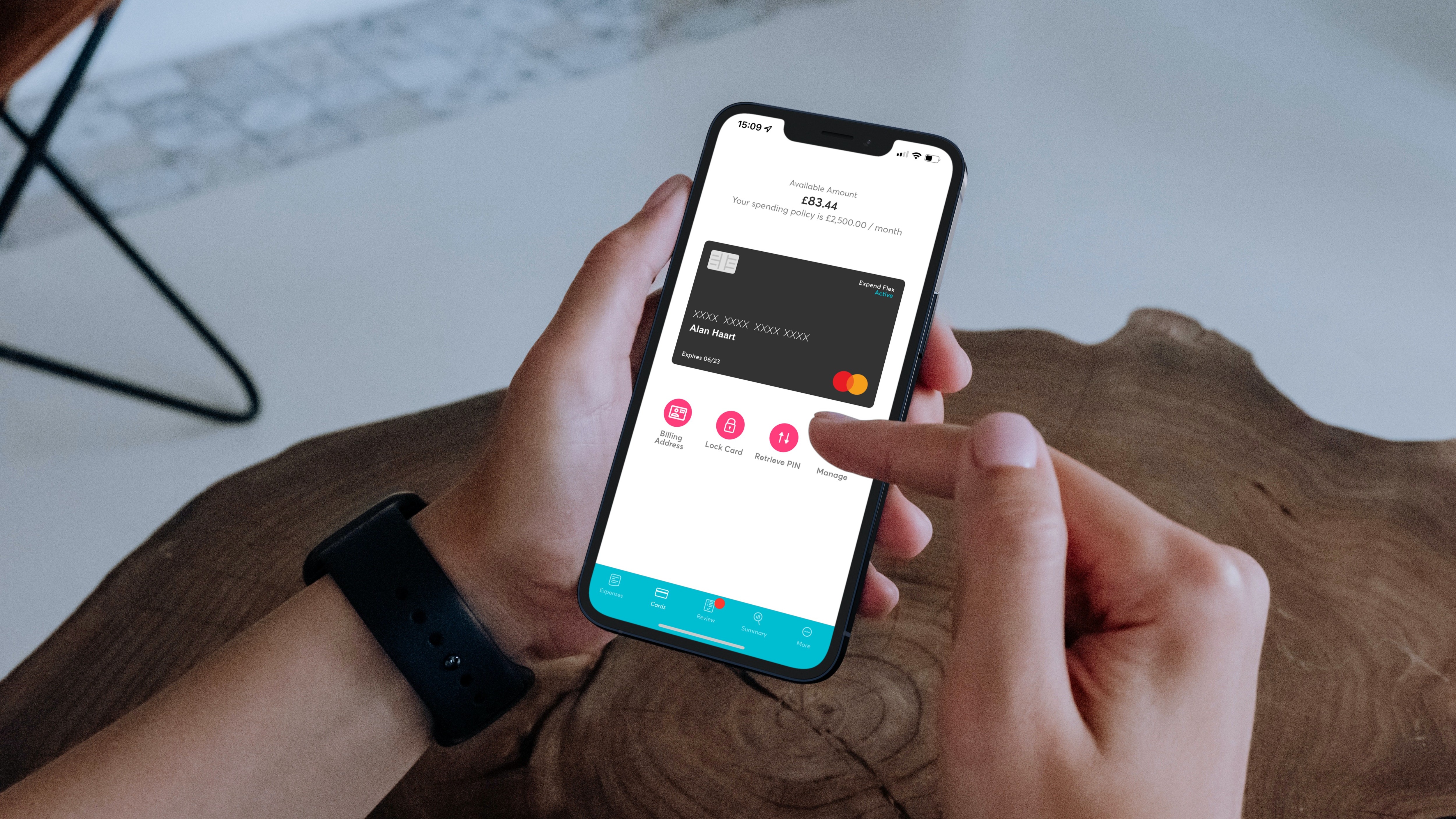 What is a business expense card and what are the benefits for an employee?